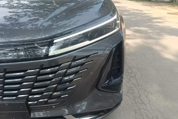 Used CHANGAN CS75 PLUS 2023 3rd Generation 1.5T Automatic Prestige Model Left Front Headlight
