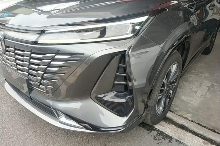Used CHANGAN CS75 PLUS 2023 3rd Generation 1.5T Automatic Prestige Model Left Front Headlight
