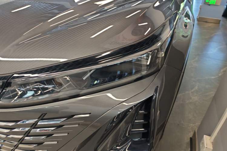 Used CHANGAN CS75 PLUS 2023 3rd Generation 1.5T Automatic Prestige Model Left Front Headlight