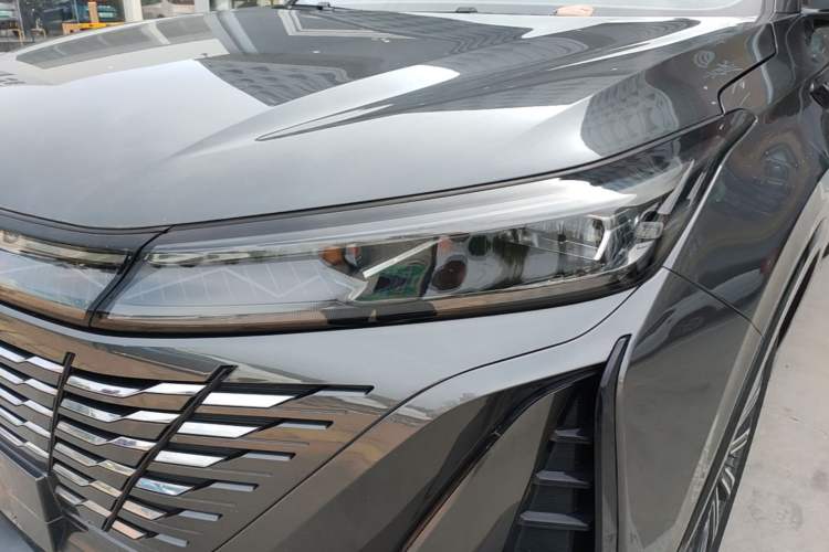 Used CHANGAN CS75 PLUS 2023 3rd Generation 1.5T Automatic Prestige Model Left Front Headlight