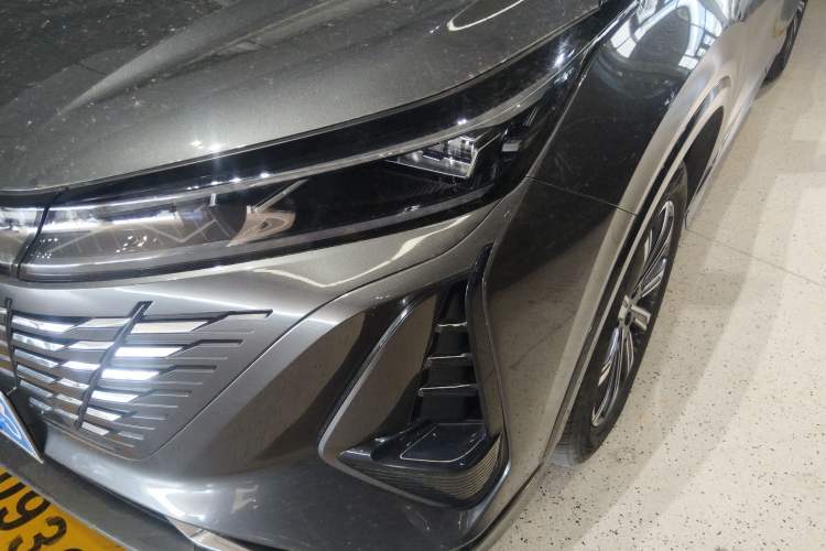 Used CHANGAN CS75 PLUS 2023 3rd Generation 1.5T Automatic Prestige Model Left Front Headlight