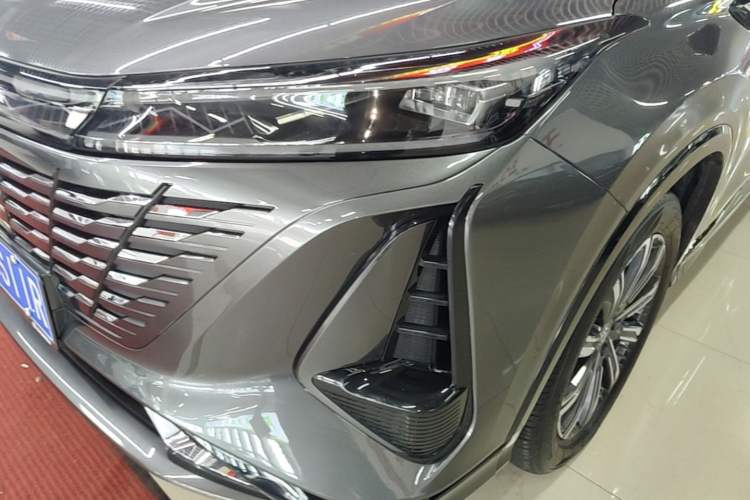 Used CHANGAN CS75 PLUS 2023 3rd Generation 1.5T Automatic Prestige Model Left Front Headlight