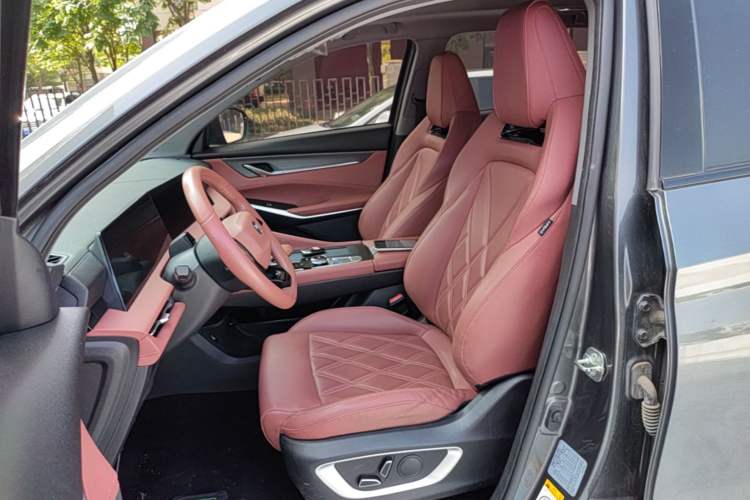 Used CHANGAN CS75 PLUS 2023 3rd Generation 1.5T Automatic Pilot Model Left Front Seat