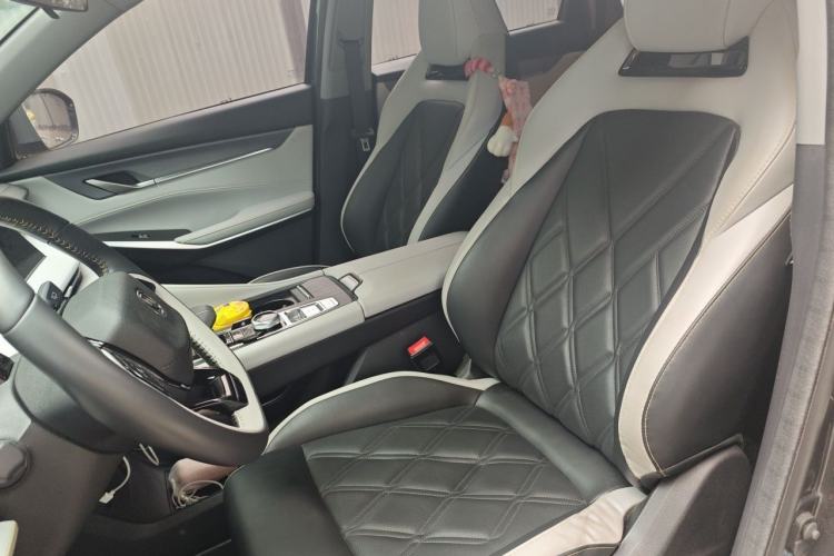 Used CHANGAN CS75 PLUS 2023 3rd Generation 1.5T Automatic Pilot Model Left Front Seat