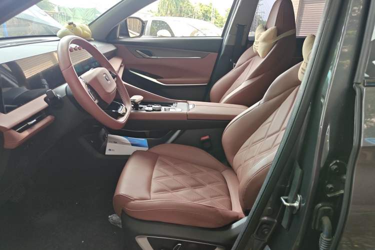 Used CHANGAN CS75 PLUS 2023 3rd Generation 1.5T Automatic Prestige Model Left Front Seat