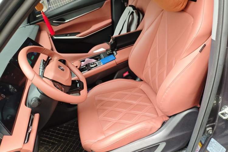 Used CHANGAN CS75 PLUS 2023 3rd Generation 1.5T Automatic Prestige Model Left Front Seat