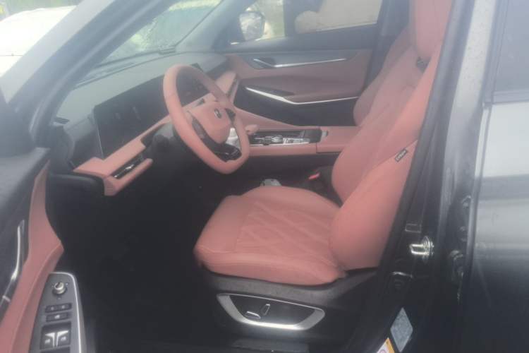 Used CHANGAN CS75 PLUS 2023 3rd Generation 1.5T Automatic Prestige Model Left Front Seat