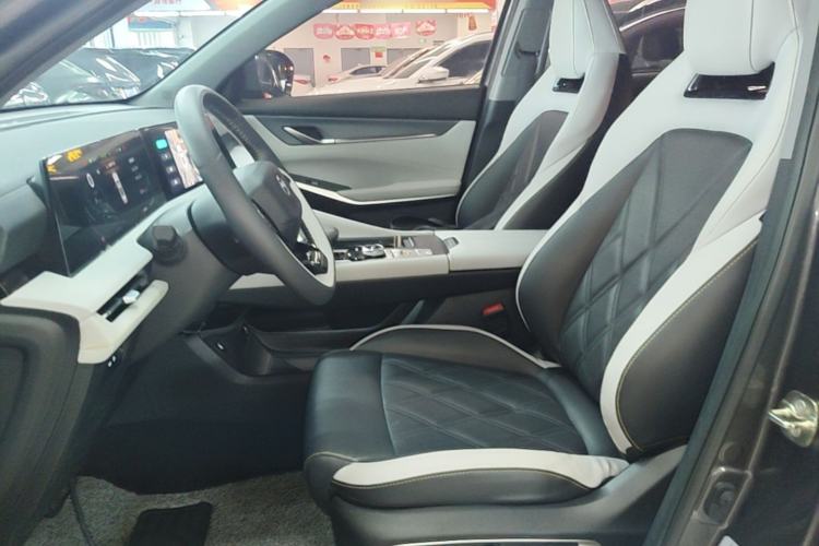 Used CHANGAN CS75 PLUS 2023 3rd Generation 1.5T Automatic Prestige Model Left Front Seat