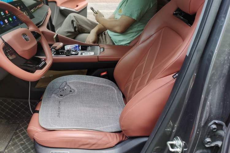 Used CHANGAN CS75 PLUS 2023 3rd Generation 2.0T Automatic Flagship Model Left Front Seat