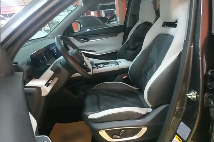 Used CHANGAN CS75 PLUS 2023 3rd Generation 1.5T Automatic Prestige Model Left Front Seat