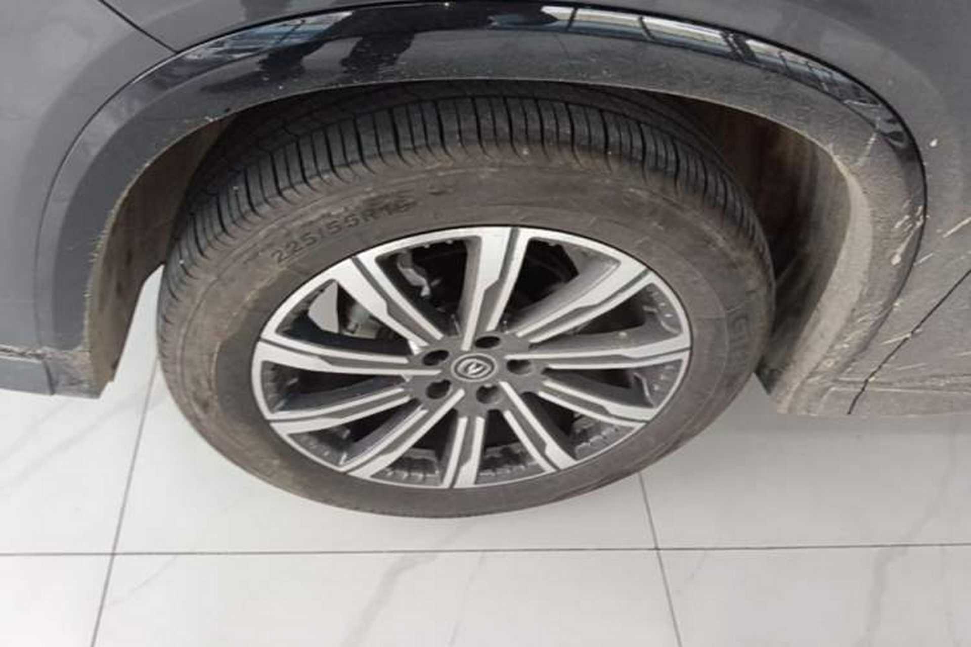 Used CHANGAN CS75 PLUS 2023 3rd Generation 1.5T Automatic Prestige Model Left Front Wheel Hub