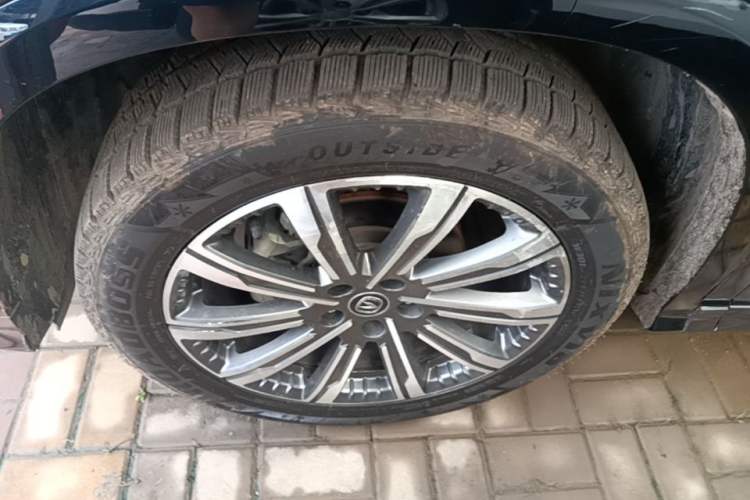 Used CHANGAN CS75 PLUS 2023 3rd Generation 1.5T Automatic Prestige Model Left Front Wheel Hub
