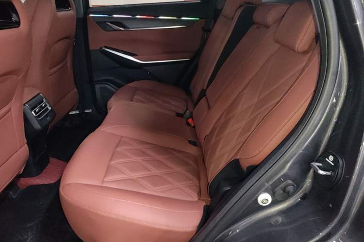 Used CHANGAN CS75 PLUS 2023 3rd Generation 1.5T Automatic Prestige Model Left Rear Seat