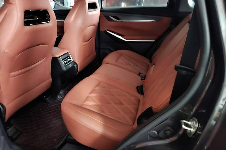 Used CHANGAN CS75 PLUS 2023 3rd Generation 1.5T Automatic Pilot Model Left Rear Seat