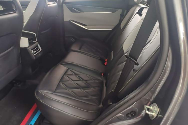 Used CHANGAN CS75 PLUS 2023 3rd Generation 1.5T Automatic Pilot Model Left Rear Seat
