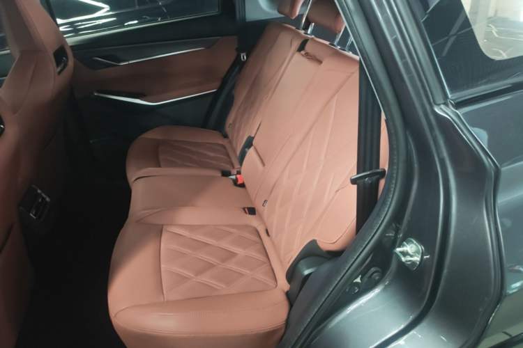 Used CHANGAN CS75 PLUS 2023 3rd Generation 1.5T Automatic Prestige Model Left Rear Seat