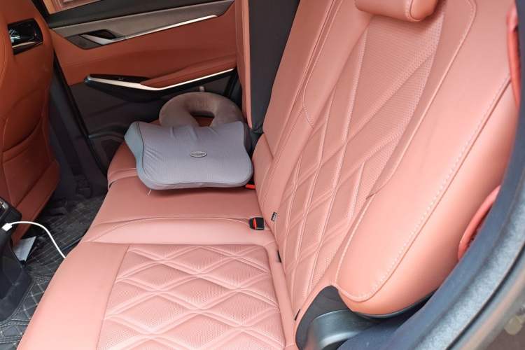 Used CHANGAN CS75 PLUS 2023 3rd Generation 1.5T Automatic Prestige Model Left Rear Seat