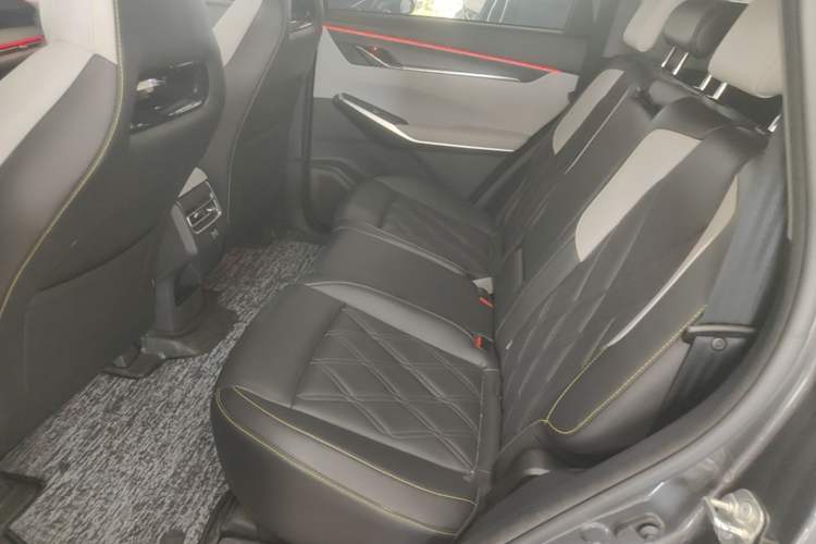 Used CHANGAN CS75 PLUS 2023 3rd Generation 1.5T Automatic Prestige Model Left Rear Seat