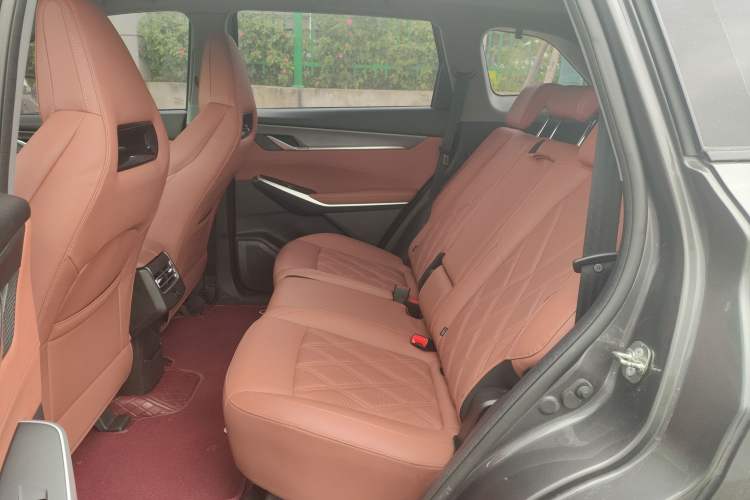 Used CHANGAN CS75 PLUS 2023 3rd Generation 1.5T Automatic Prestige Model Left Rear Seat