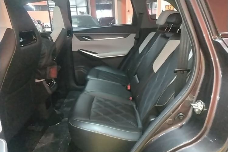 Used CHANGAN CS75 PLUS 2023 3rd Generation 1.5T Automatic Prestige Model Left Rear Seat