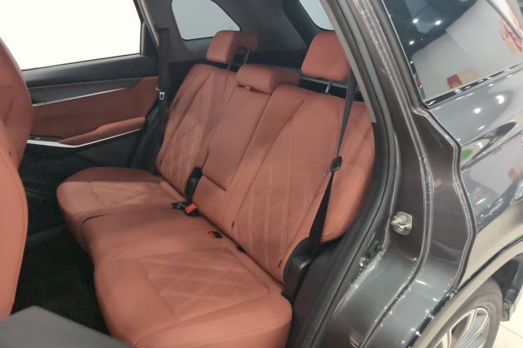 Used CHANGAN CS75 PLUS 2023 3rd Generation 2.0T Automatic Flagship Model Left Rear Seat