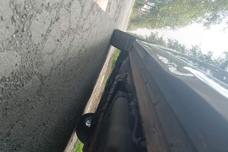 Used CHANGAN CS75 PLUS 2023 3rd Generation 1.5T Automatic Prestige Model Left Side Sill