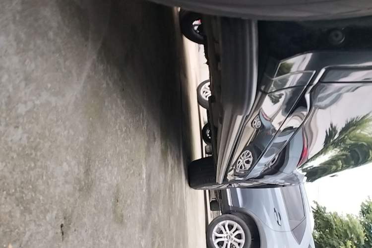 Used CHANGAN CS75 PLUS 2023 3rd Generation 1.5T Automatic Prestige Model Left Side Sill