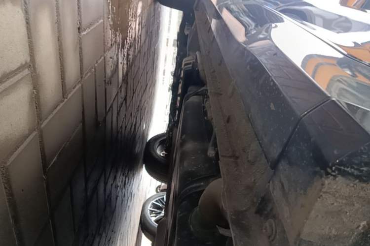 Used CHANGAN CS75 PLUS 2023 3rd Generation 1.5T Automatic Prestige Model Left Side Sill