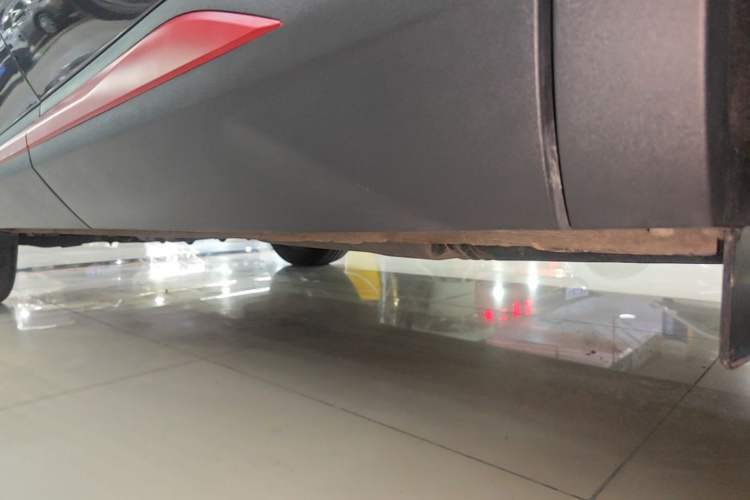Used CHANGAN CS75 PLUS 2023 2nd Generation 1.5T Automatic Elite Version Left Side Sill