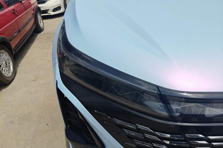 Used CHANGAN CS75 PLUS 2023 3rd Generation 1.5T Automatic Prestige Model Right Front Headlight