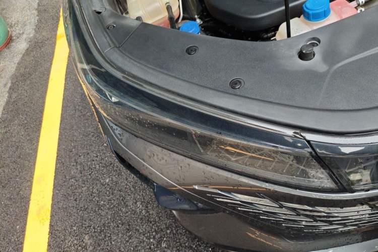 Used CHANGAN CS75 PLUS 2023 3rd Generation 1.5T Automatic Prestige Model Right Front Headlight