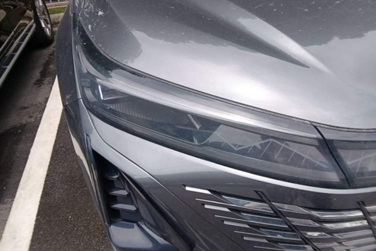 Used CHANGAN CS75 PLUS 2023 3rd Generation 2.0T Automatic Prestige Version Right Front Headlight