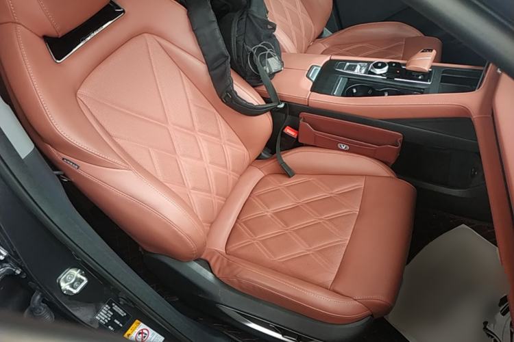 Used CHANGAN CS75 PLUS 2023 3rd Generation 1.5T Automatic Prestige Model Right Front Seat