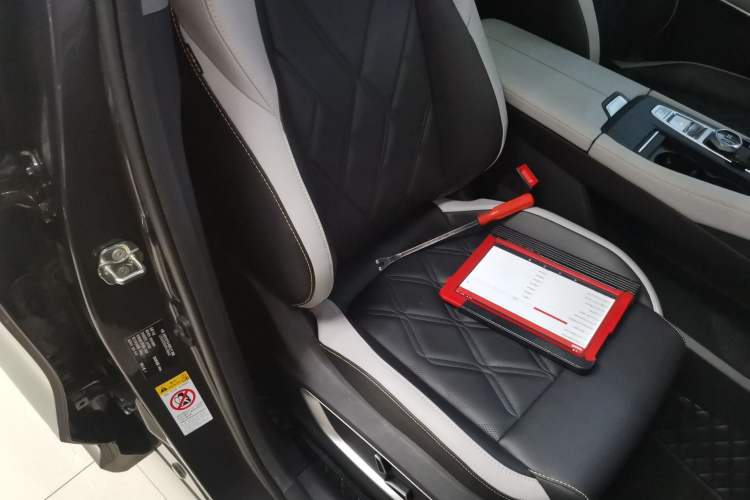 Used CHANGAN CS75 PLUS 2023 3rd Generation 1.5T Automatic Prestige Model Right Front Seat
