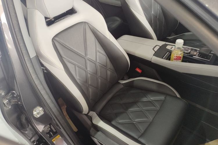 Used CHANGAN CS75 PLUS 2023 3rd Generation 1.5T Automatic Prestige Model Right Front Seat