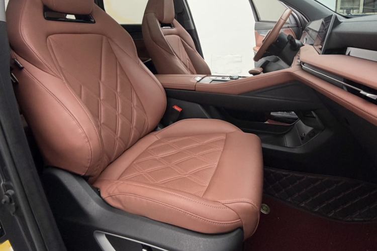 Used CHANGAN CS75 PLUS 2023 3rd Generation 1.5T Automatic Prestige Model Right Front Seat