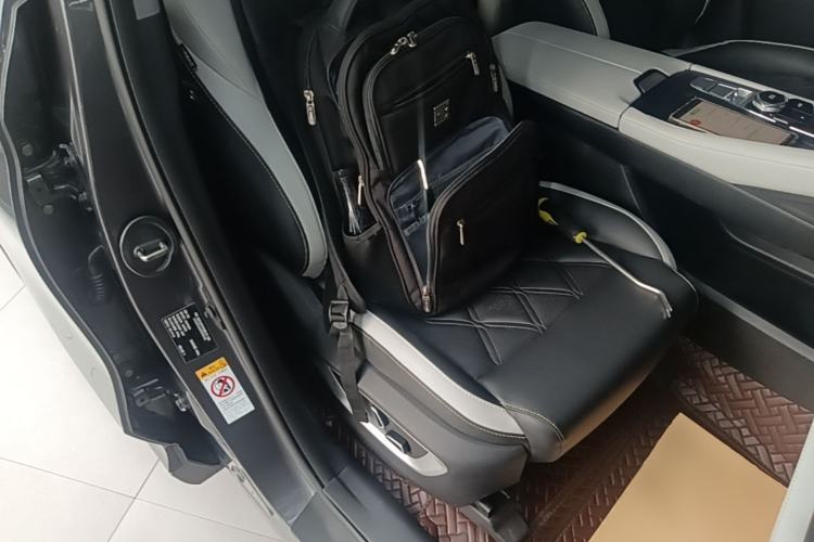 Used CHANGAN CS75 PLUS 2023 3rd Generation 2.0T Automatic Flagship Model Right Front Seat