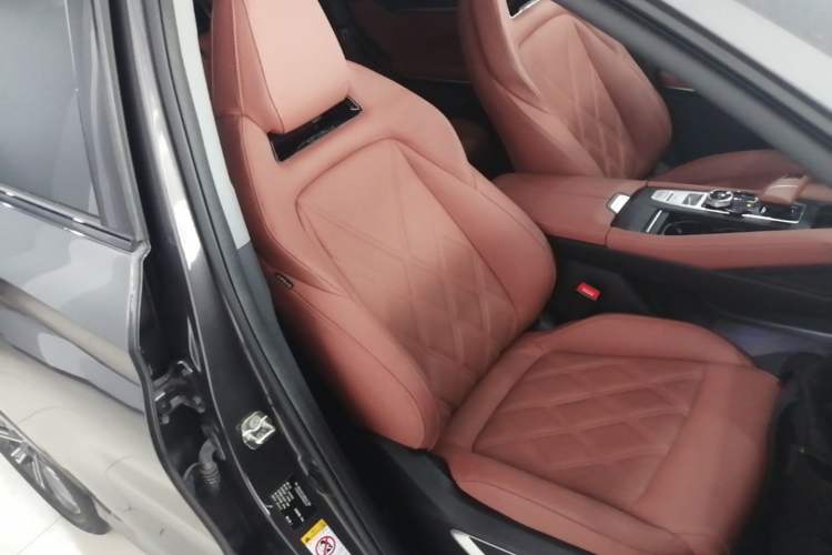 Used CHANGAN CS75 PLUS 2023 3rd Generation 2.0T Automatic Flagship Model Right Front Seat