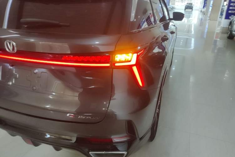 Used CHANGAN CS75 PLUS 2023 3rd Generation 1.5T Automatic Prestige Model Right Rear Taillight