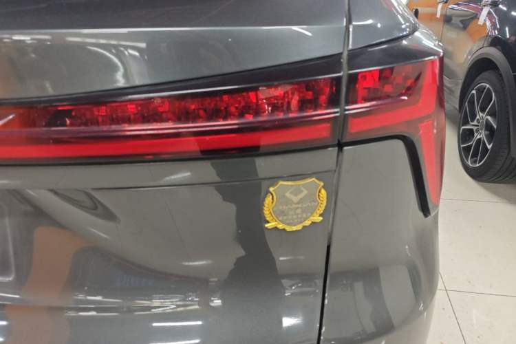 Used CHANGAN CS75 PLUS 2023 3rd Generation 1.5T Automatic Prestige Model Right Rear Taillight