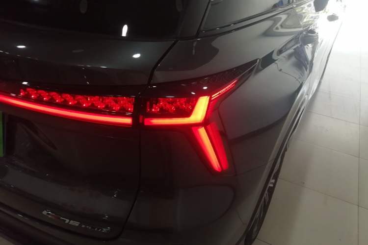 Used CHANGAN CS75 PLUS 2023 3rd Generation 2.0T Automatic Flagship Model Right Rear Taillight