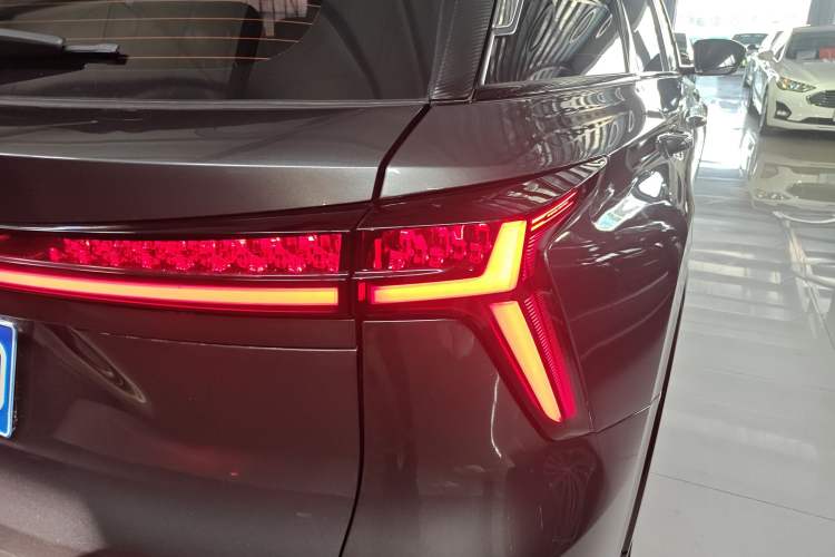 Used CHANGAN CS75 PLUS 2023 3rd Generation 1.5T Automatic Prestige Model Right Rear Taillight