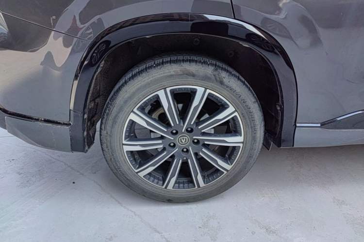 Used CHANGAN CS75 PLUS 2023 3rd Generation 1.5T Automatic Pilot Model Right Rear Wheel Hub