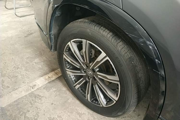 Used CHANGAN CS75 PLUS 2023 3rd Generation 1.5T Automatic Prestige Model Right Rear Wheel Hub