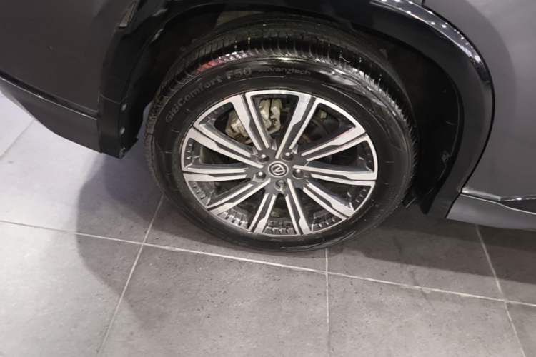 Used CHANGAN CS75 PLUS 2023 3rd Generation 1.5T Automatic Prestige Model Right Rear Wheel Hub