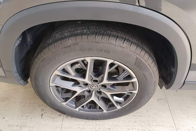 Used CHANGAN CS75 PLUS 2023 2nd Generation 1.5T Automatic Elite Version Right Rear Wheel Hub