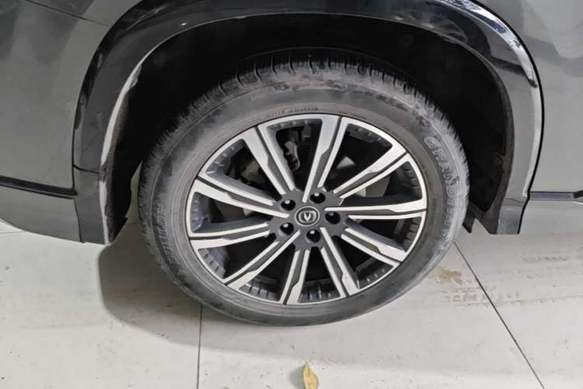 Used CHANGAN CS75 PLUS 2023 3rd Generation 1.5T Automatic Prestige Model Right Rear Wheel Hub