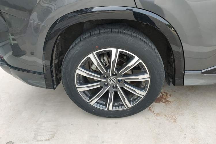 Used CHANGAN CS75 PLUS 2023 3rd Generation 1.5T Automatic Prestige Model Right Rear Wheel Hub