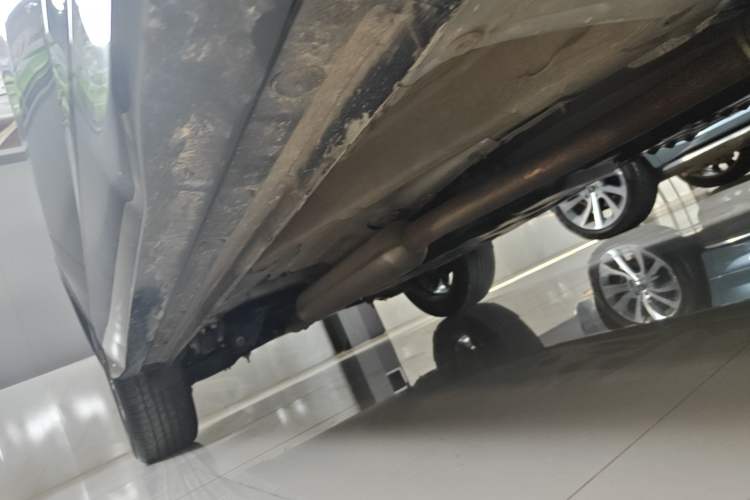 Used CHANGAN CS75 PLUS 2023 3rd Generation 1.5T Automatic Prestige Model Right Side Sill