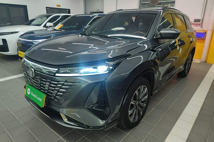 Used CHANGAN CS75 PLUS 2023 3rd Generation 1.5T Automatic Prestige Model Guazi used car, China used car export, Used car for sale, Used cars, Cheapest cars for sale